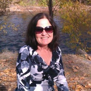 Meet your Posher, Carla